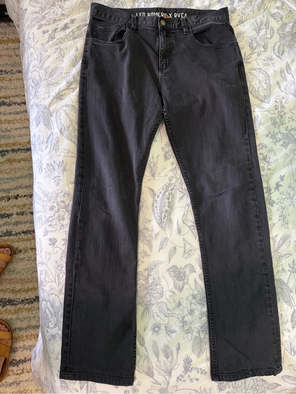 LEO ROMERO x RVCA Men's Black Straight Jeans